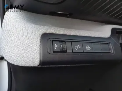 Photo 21 Citroën C3 Aircross  Hybride 145 e-DCS6