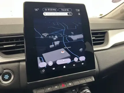 Photo 31 Renault Captur  E-Tech full hybrid 145