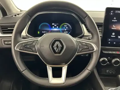 Photo 22 Renault Captur  E-Tech full hybrid 145