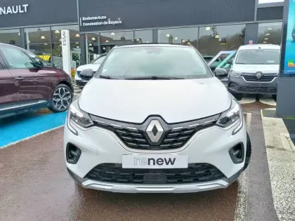 Photo 7 Renault Captur  E-Tech full hybrid 145