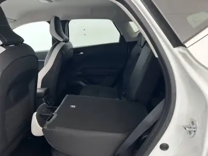 Photo 34 Renault Captur  E-Tech full hybrid 145