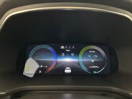 Photo 24 Renault Captur  E-Tech full hybrid 145