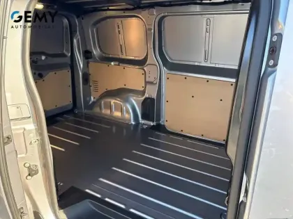 Photo 9 Peugeot Expert  FGN M DIESEL 180 CH AUTOMATIQUE