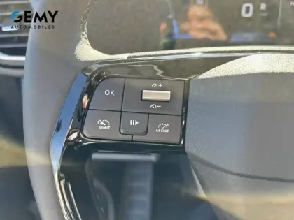 Photo 21 Peugeot Expert  FGN M DIESEL 180 CH AUTOMATIQUE