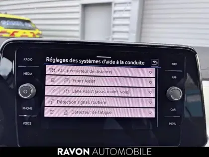 Photo 20 Volkswagen T-roc  1.0 TSI 110 Start/Stop BVM6