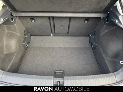 Photo 12 Volkswagen T-roc  1.0 TSI 110 Start/Stop BVM6