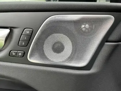 Photo 26 Volvo Xc60  T6 AWD Hybride rechargeable 253 ch+145 ch Geartronic 8