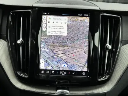 Photo 23 Volvo Xc60  T6 AWD Hybride rechargeable 253 ch+145 ch Geartronic 8