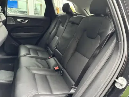 Photo 13 Volvo Xc60  T6 AWD Hybride rechargeable 253 ch+145 ch Geartronic 8