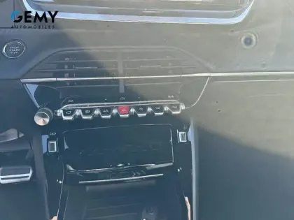 Photo 36 Peugeot 208  Electrique 50 kWh 136ch