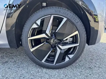 Photo 10 Peugeot 208 Gén. II Ph2 GT 5