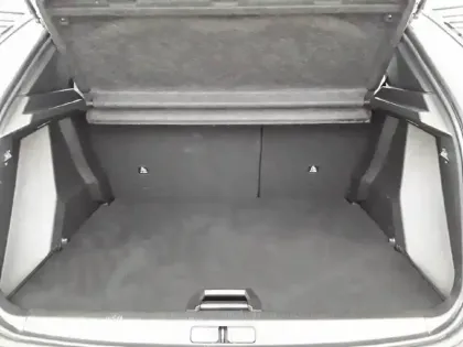 Photo 5 Peugeot 2008  PureTech 130 S&S EAT8