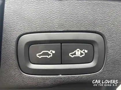 Photo 30 Volvo Xc60  T6 Recharge AWD 253 ch + 145 ch Geartronic 8