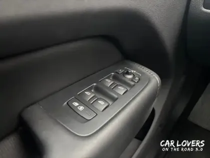 Photo 19 Volvo Xc60  T6 Recharge AWD 253 ch + 145 ch Geartronic 8