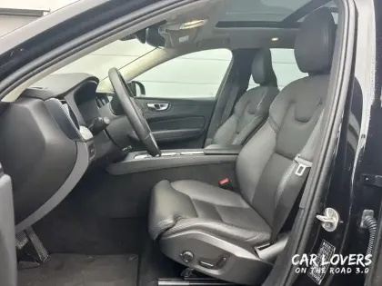 Photo 9 Volvo Xc60  T6 Recharge AWD 253 ch + 145 ch Geartronic 8