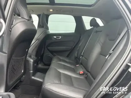 Photo 13 Volvo Xc60  T6 Recharge AWD 253 ch + 145 ch Geartronic 8
