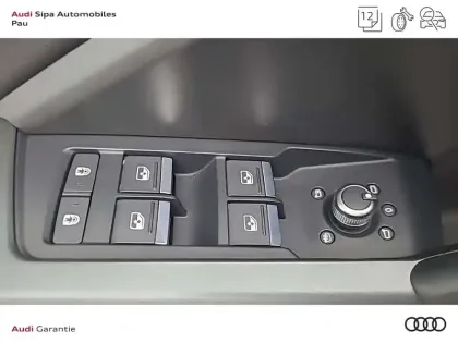 Photo 32 Audi Q3  35 TFSI 150 ch S tronic 7