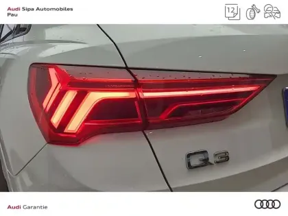 Photo 37 Audi Q3  35 TFSI 150 ch S tronic 7