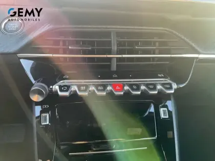 Photo 57 Peugeot 2008  Electrique 54 kWh 156 ch