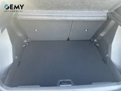 Photo 49 Peugeot 2008  Electrique 54 kWh 156 ch