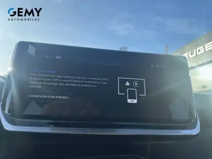 Photo 12 Peugeot 2008  Electrique 54 kWh 156 ch