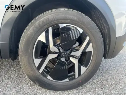 Photo 32 Peugeot 2008  Electrique 54 kWh 156 ch