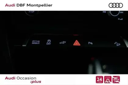 Photo 2 Audi Q3 45 TFSIe 245 ch S tronic 6 S line