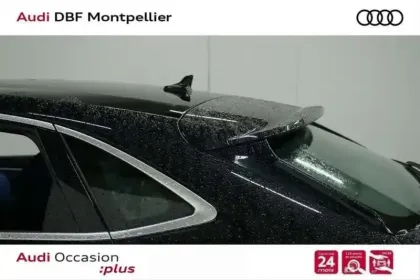 Photo 8 Audi Q3 45 TFSIe 245 ch S tronic 6 S line