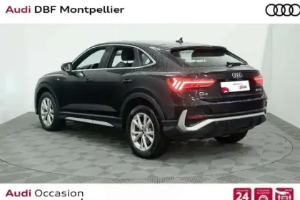 Photo 6 Audi Q3 45 TFSIe 245 ch S tronic 6 S line