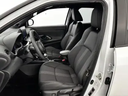 Photo 12 Toyota Yaris Hybride 116h 2WD Design 5p