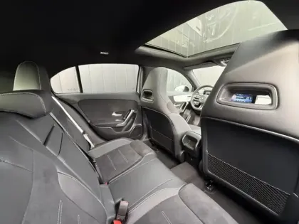 Photo 17 Mercedes Classe A 180 AMG Exclusive Design d Exclu