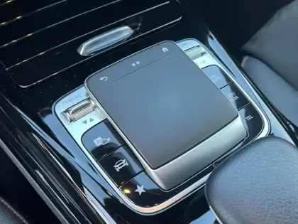 Photo 14 Mercedes Classe A AMG 35 4MATIC Compacte Line