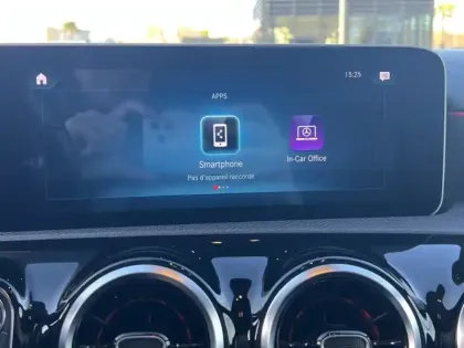 Photo 17 Mercedes Classe A AMG 35 4MATIC Compacte Line