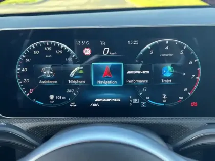 Photo 18 Mercedes Classe A AMG 35 4MATIC Compacte Line