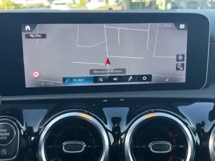 Photo 15 Mercedes Classe A AMG 35 4MATIC Compacte Line