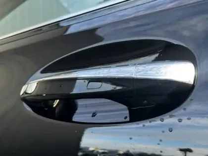 Photo 19 Mercedes Classe A 200 d AMG Line