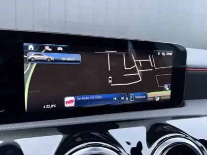 Photo 14 Mercedes Classe A 200 d Star Edition