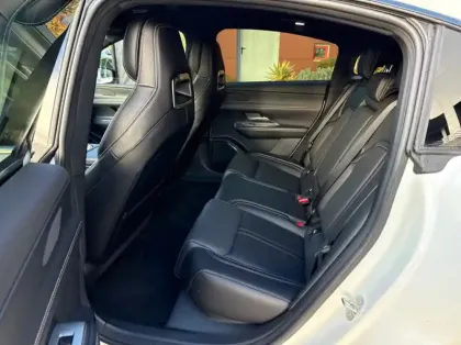 Photo 8 Mazda 6 e EV 258ch 8,8 kWh Takumi