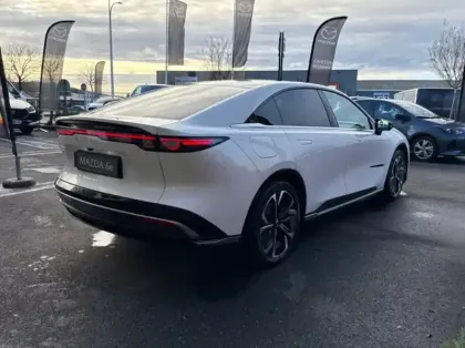 Photo 1 Mazda 6 e EV 258ch 8,8 kWh Takumi