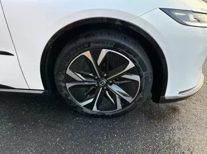 Photo 13 Mazda 6 e EV 258ch 8,8 kWh Takumi