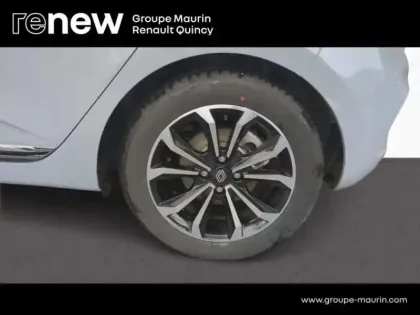 Photo 6 Renault Clio  1.6 E-Tech 145ch full hybrid Techno - 25