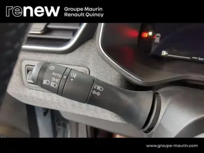 Photo 14 Renault Clio  1.6 E-Tech 145ch full hybrid Techno - 25