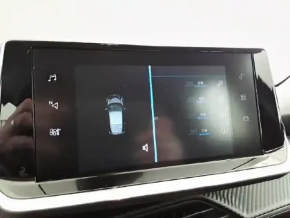 Photo 47 Peugeot 208  PureTech 75 S&S BVM5