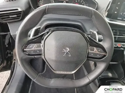 Photo 15 Peugeot 208  PureTech 100 S&S EAT8