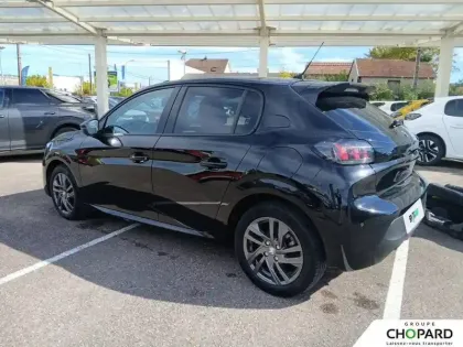 Photo 24 Peugeot 208  PureTech 100 S&S EAT8