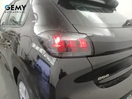 Photo 33 Peugeot 208  BlueHDi 100 S&S BVM6