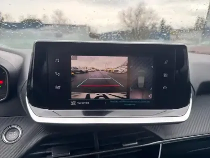 Photo 25 Peugeot 208  Electrique 50 kWh 136ch Allure