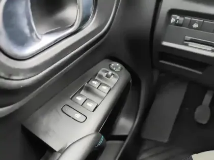 Photo 19 Citroën C5 aircross  PureTech 130 S&S BVM6 C-Series