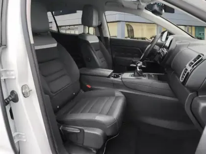 Photo 8 Citroën C5 aircross  PureTech 130 S&S BVM6 C-Series