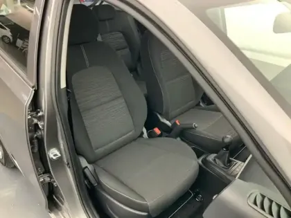 Photo 8 Kia Picanto  1.0 GDi 68 ch BVM5 Active